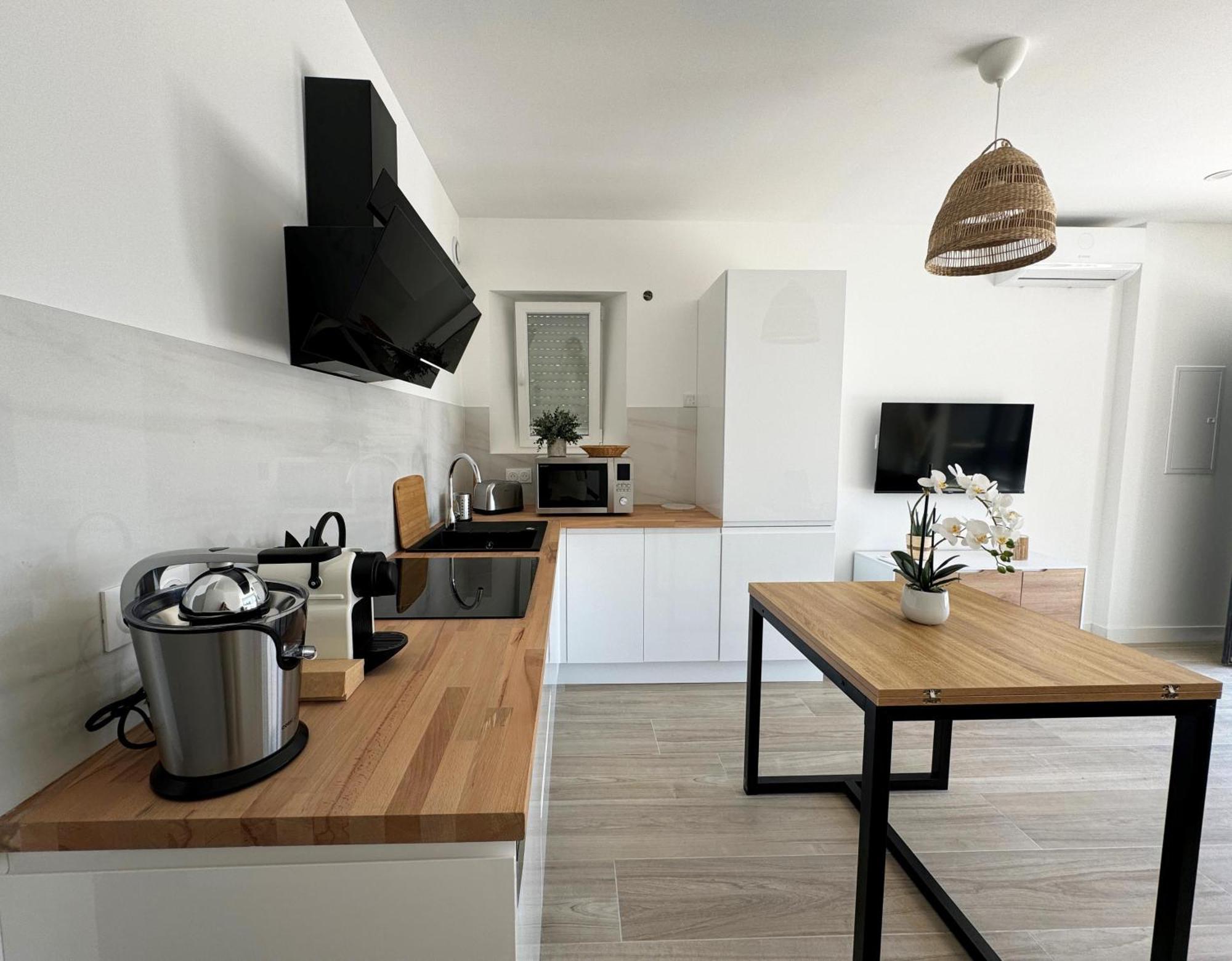 La Villa Dina Carqueiranne Zewnętrze zdjęcie
